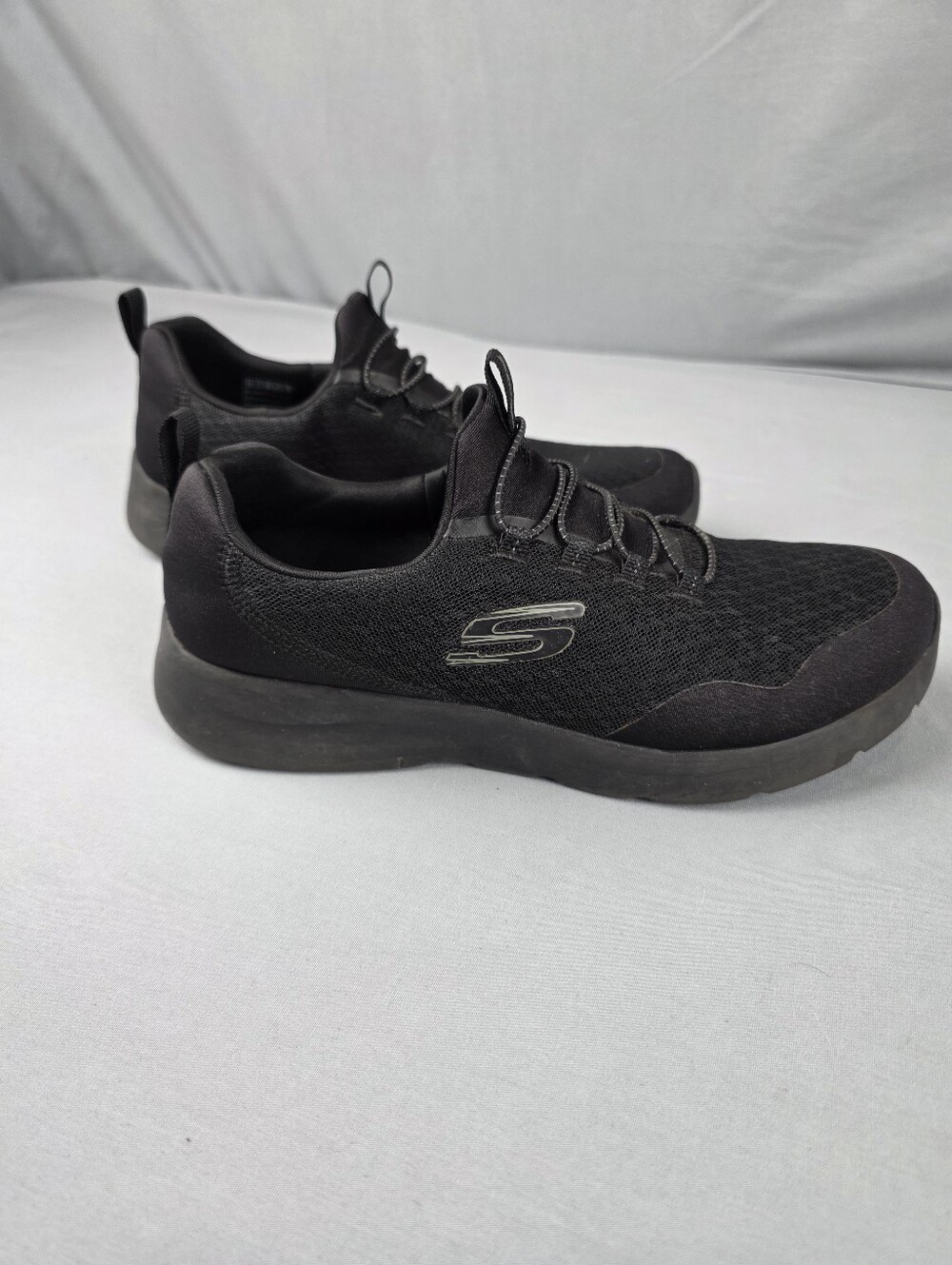 Skechers Hands Free Slip-Ins Black Women's 8.5 Wide Shoes Sneakers Memory Foam